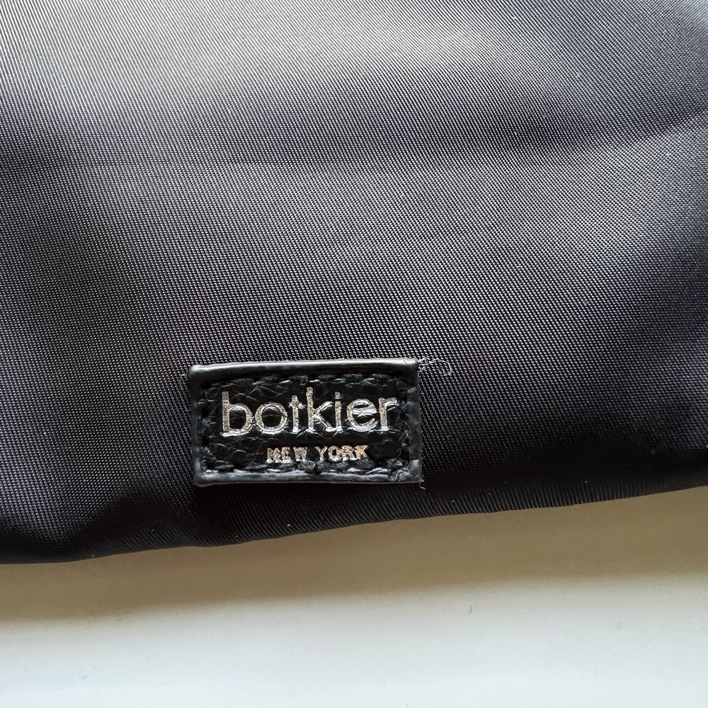 Botkier New York Trigger Black Backpack Women Adjustable Straps Bag - Picture 3 of 8